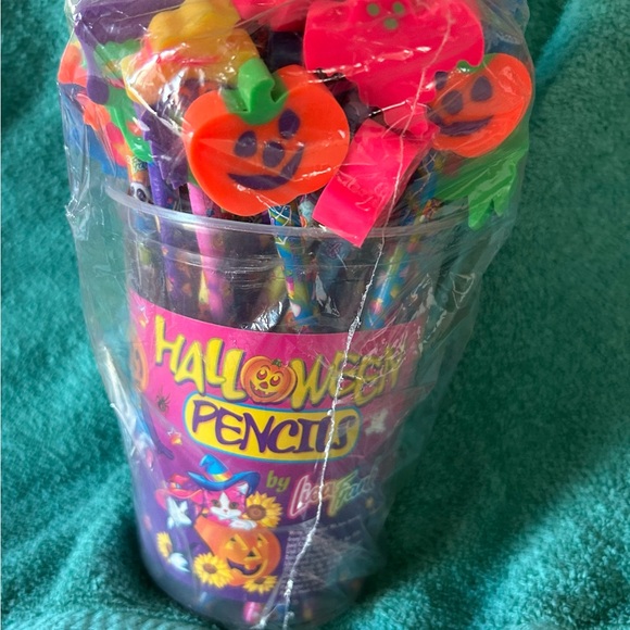 Lisa frank pencils - Picture 4 of 8